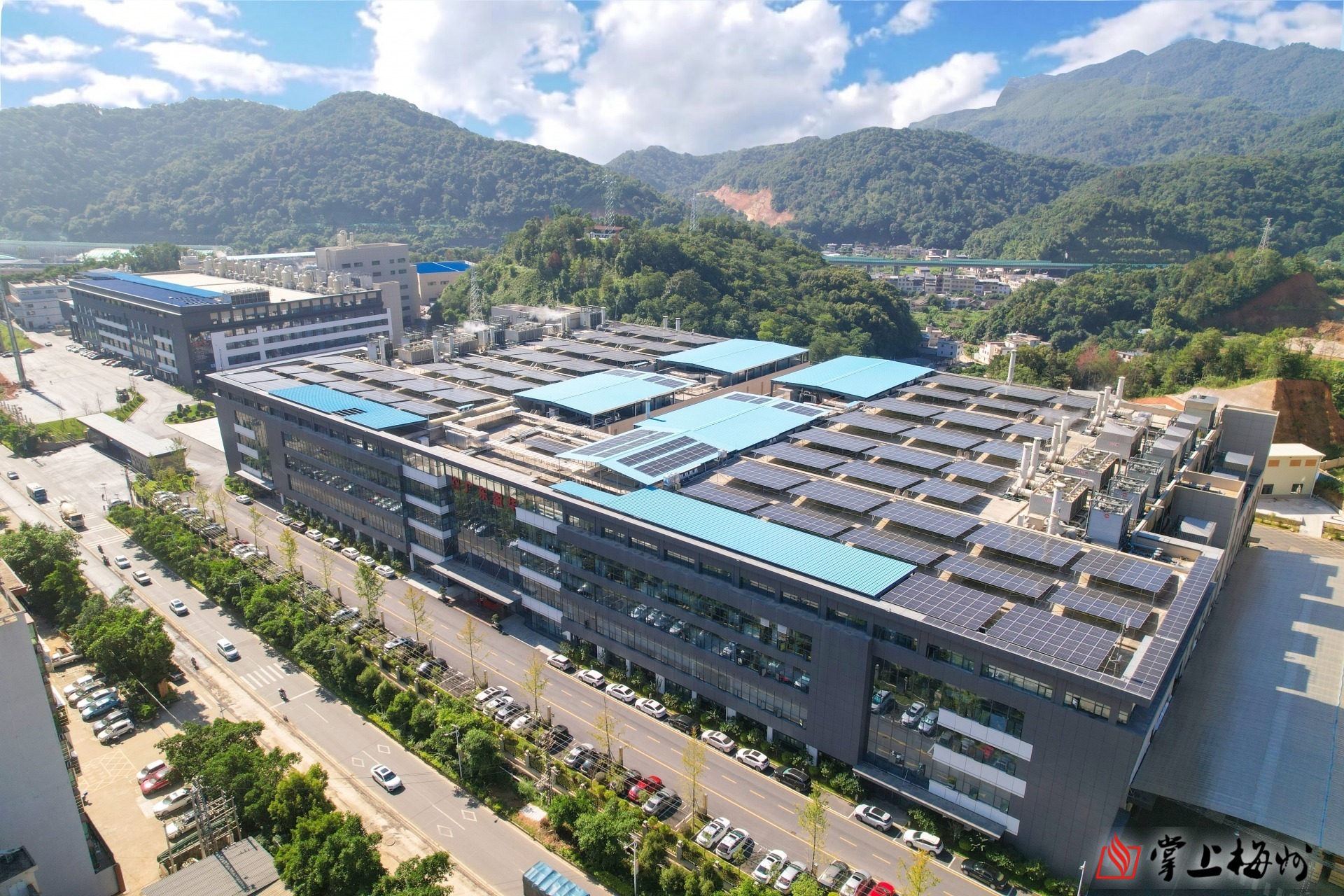 深耕铜箔创佳绩 向“新”而行促蝶变——记全国工业和信息化系统先进集体广东中国电子科技有限华体买球_华体买球